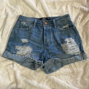 Hollister ripped women’s shorts size 26